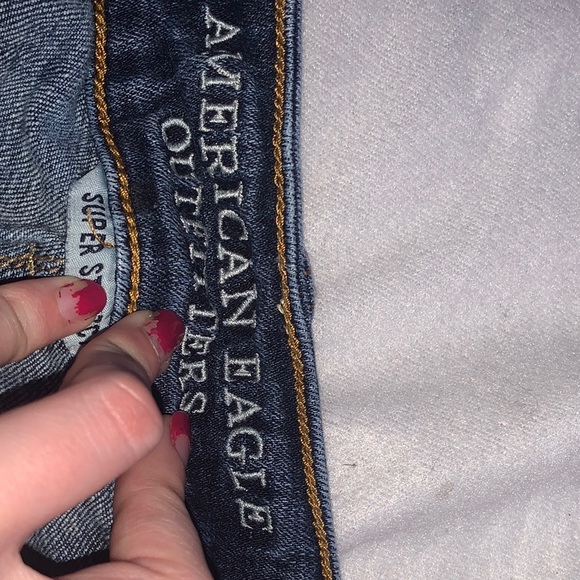 American Eagle Outfitters Blue Jean Shorts Classic Cuffed Design - Picture 2 of 3